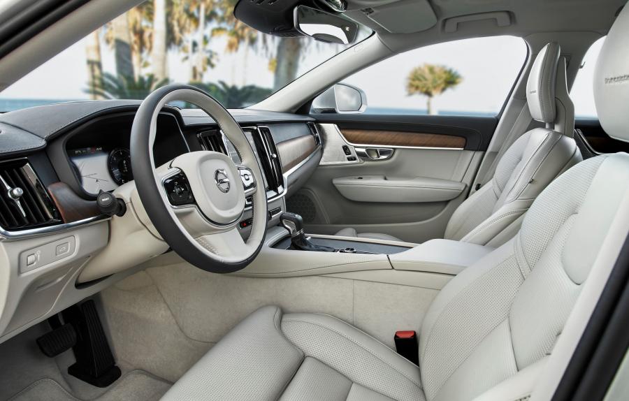  Volvo V90 T6 Inscription 2016 года  (фото 45 из 49)